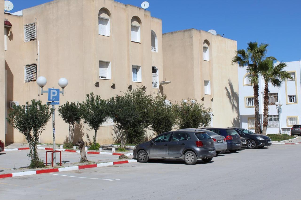 Apartment Tunis 1 Near Airport 艾尔亚奈 外观 照片